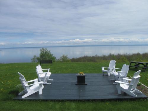 Gite La Maison Rochefort Baie-Sainte-Catherine Exterior photo